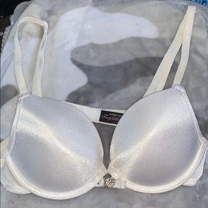 Victoria Secrets Sexy Little Thing 32B Bra